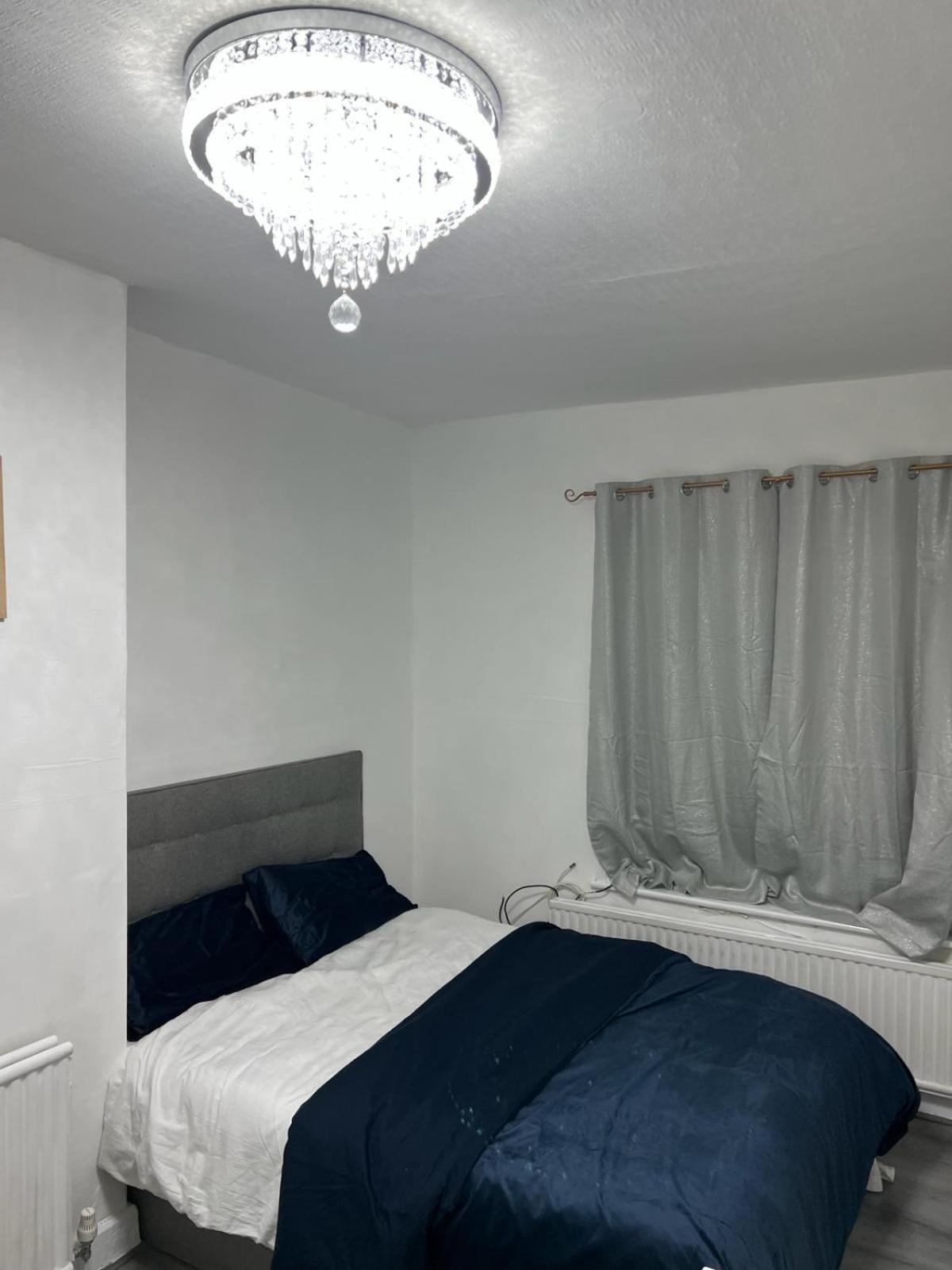 Kosy Roomz Welling Екстер'єр фото